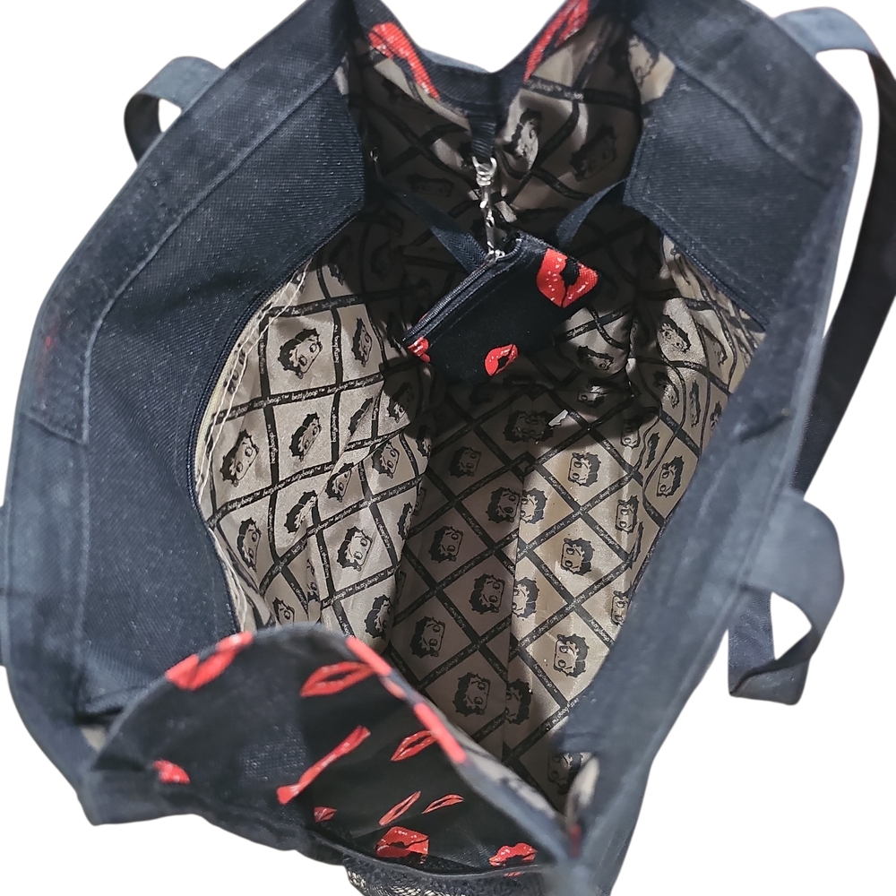 Black Tote Bag with Betty boop Cartoon Design - Picture 3 of 12